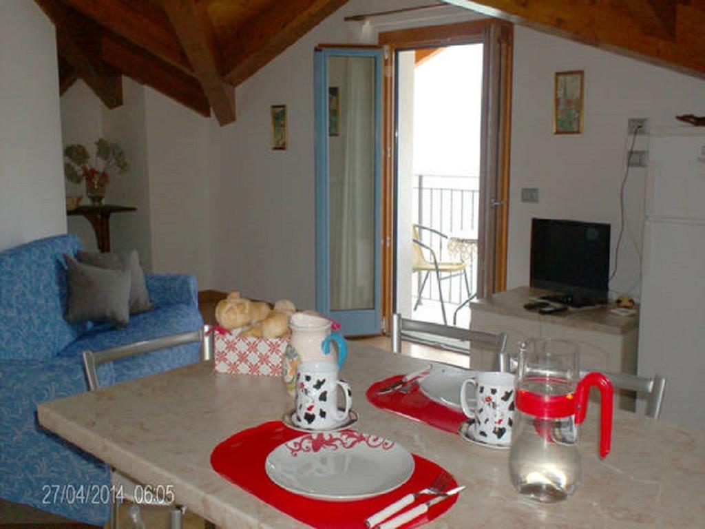 Appartamento Vista Lago - Betta Лезено Экстерьер фото